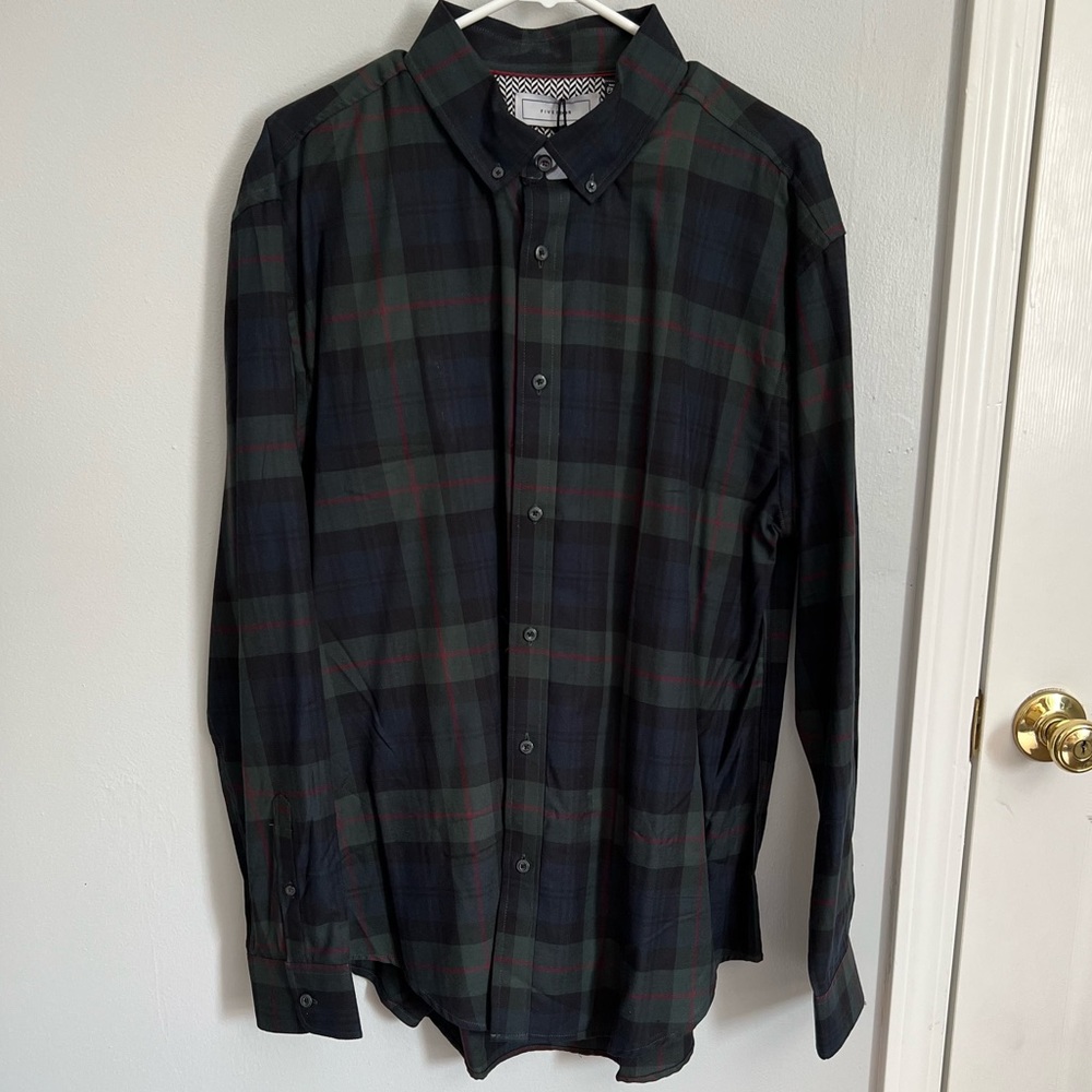 NWT Plaid LS dress shirt